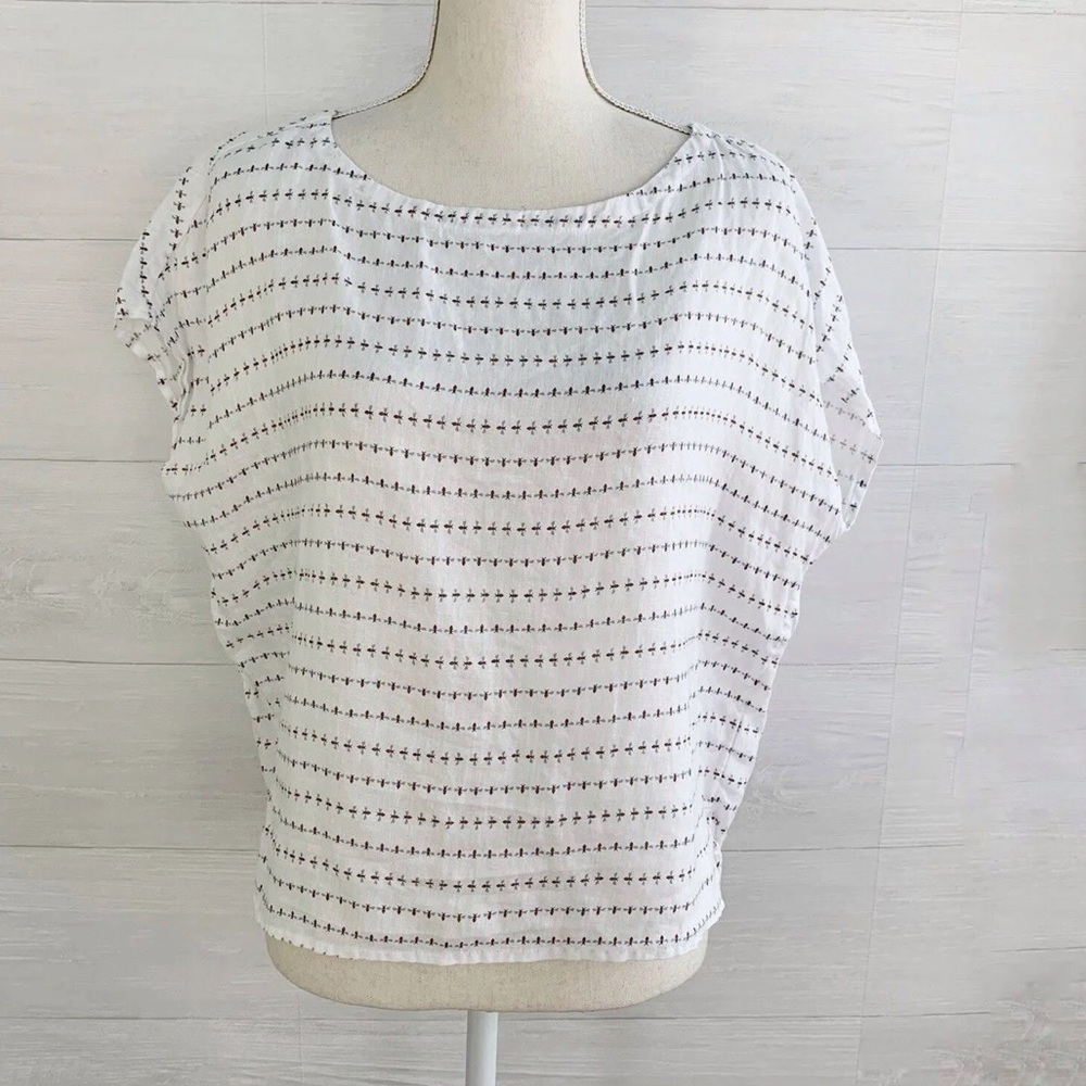 Linen Back-Buttoned Bumblebee Blouse - image 1